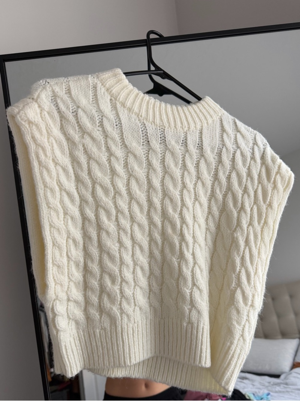Forever 21 Cream Cable Knit Sleeveless Sweater Vest